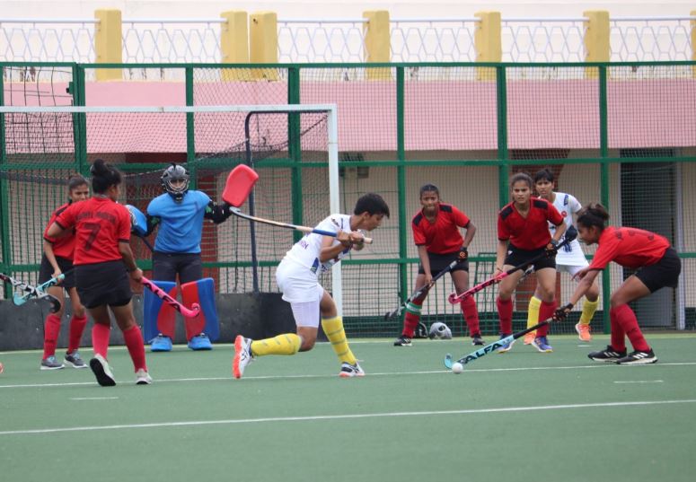 12th Junior womens Semis