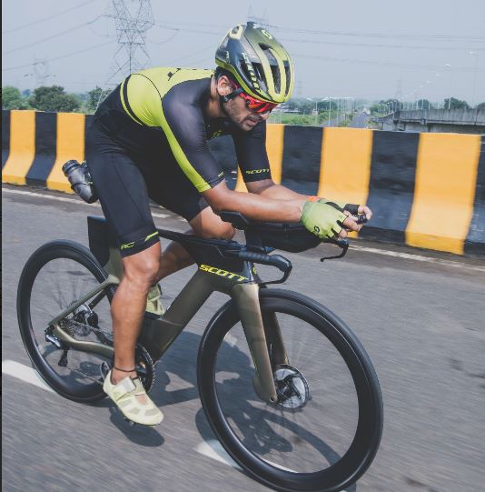 Amit Samarth Cycling