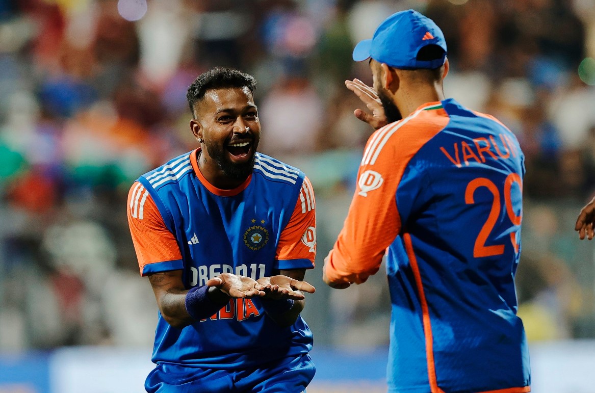 Hardik Pandya and Varun Chakravarthy