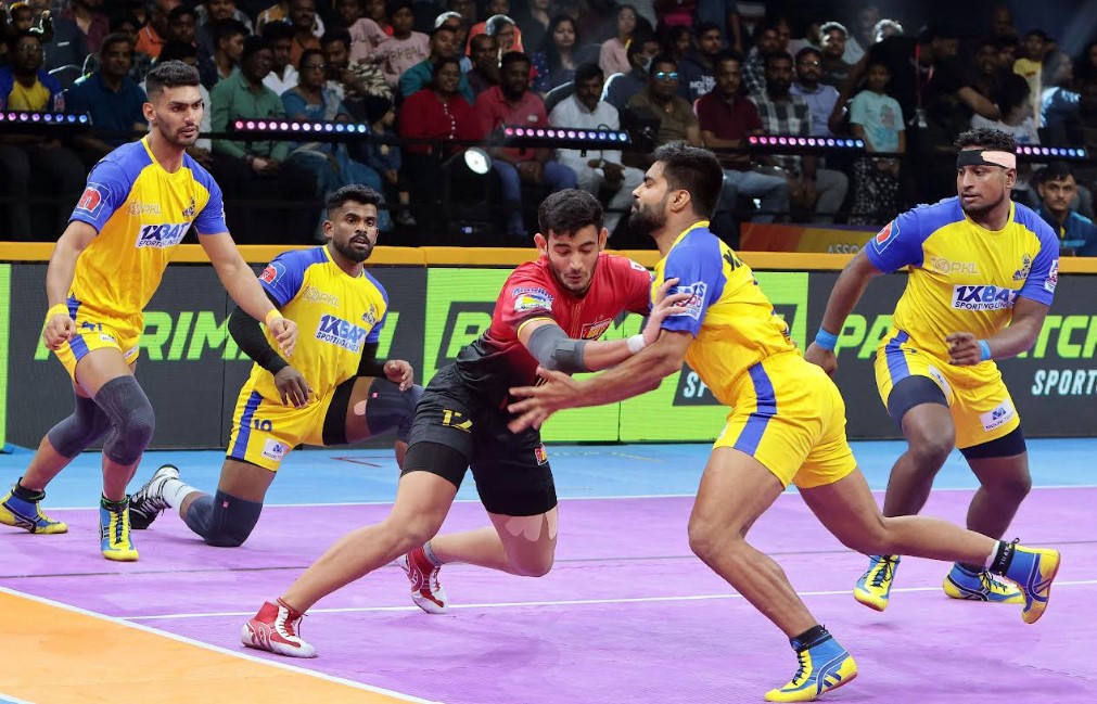 Narender Ajinkyas Super 10s and Sagars High 5 steer Tamil Thalaivas to 45 28 win against Bengaluru Bulls 