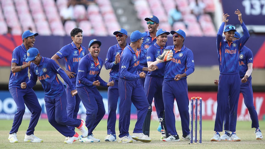 Players of India celebrates the wicket of Dewald Brevis of South Africa