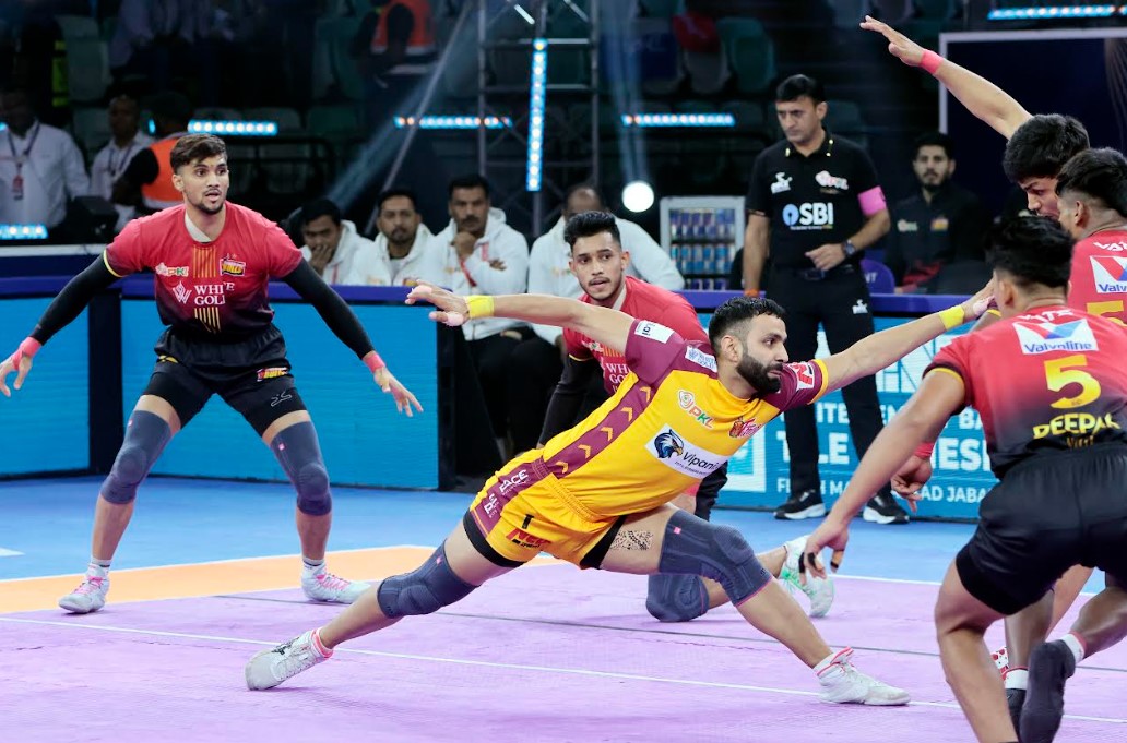 Telugu Titans secured a hard fought 37 32 win against their southern rivals Bengaluru Bulls