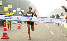 Tata Steel Kolkata 25K 2015 Indian Elite Women winner Sudha Singh at the Finish Line
