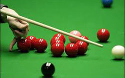 Kothari ousts Habib to make last 8