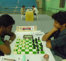 Top-board-battle-between-Sethuraman-and-Vidit-Santosh-Gujarathi