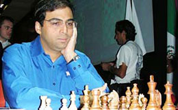 Anand lose to Carlsen in ninth round of Chess Masters
