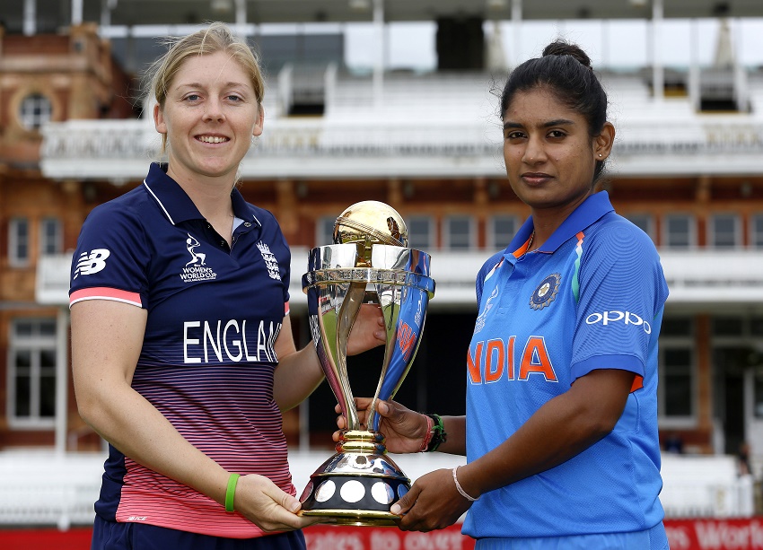 Mithali Raj and Heather Knight with the ICC WWC