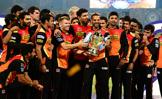 Sunrisers Hyderabad celebrate after winning IPL 2016 at M Chinnaswamy Stadium