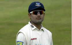 Even as Gambhir fails, Chawla hits a ton for Somerset at Lord’s against Middlesex