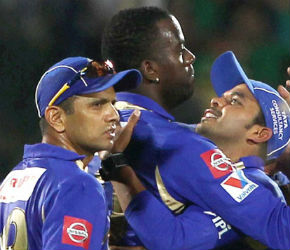 rahuldravidwithfivefastbowlersurprise