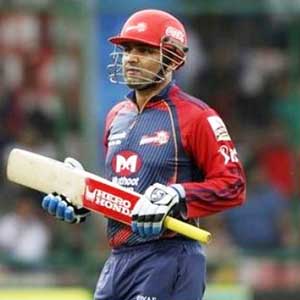 Sehwag helps Daredevils demolish Warriors