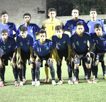 AIFF-XI-pose-prior-to-the-kick-off.