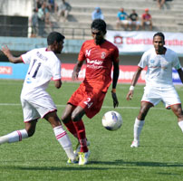 Action-from-the-match-between-Churchill-Brothers-and-Air-India