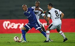 Fikru Teferra Lemessa of Chennaiyin FC in action