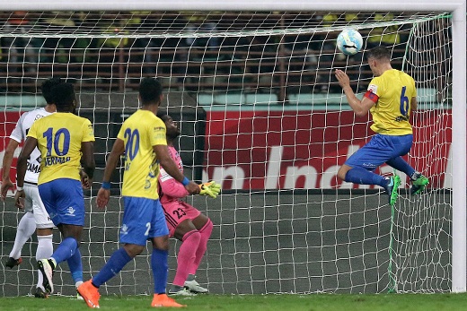 Kerala Blasters Aaron Hughes