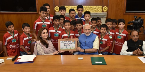 PM Narendra Modi and Nita Ambani