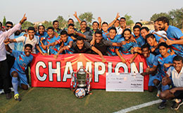 Services beat Maharashtra 2 1 to lift the 70th Santosh Trophy in Nagpur