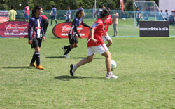 Special-Women-Football-Match-HCL-Chargers-VS-Hindustan-Footfall-Club