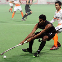 Arun-Panchia-of-NZL-in-action-against-IND-in-their-HHWL-Men-Final