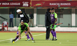 Delhi-wave-rider-player-in-warm-up-session