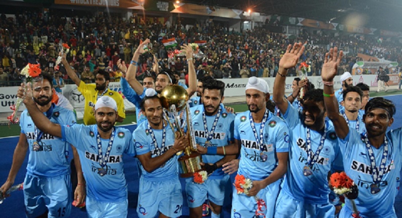 Harjeet with trophy