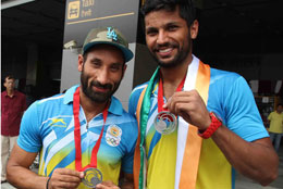 Indian-Men-Hockey-Team-Silver