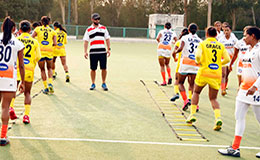 Matthew Tredrea training the Indian Womens team