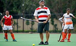 Neil Hawgood at work with the Indian Womens team