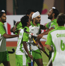 delhi-waveriders-vs-ranchi-rhinos