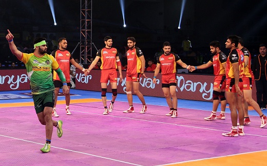 Patna Pirates beat Bengaluru Bulls PKL