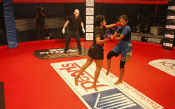 manjit kolekar  red corner    mona mounir  blue corner   2 