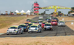 JK Tyre Volkswagen Vento Cup Action 1