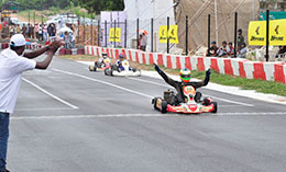 Vishnu Prasad takes away the chequered flag in the Senior Max