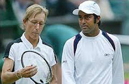 Paes Navratilova