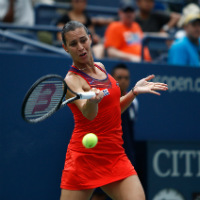 Azarenka sets up a semi-final clash with Pennetta