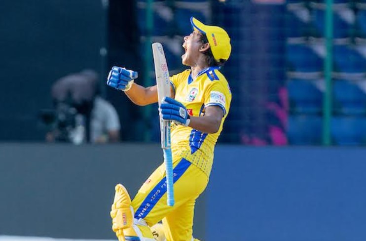 Central Delhi Queens edge out North Delhi Strikers in last over thriller